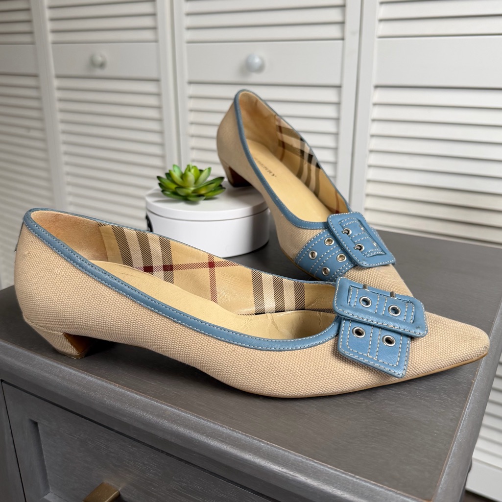 Vintage Y2k Burberry Canvas Leather Kitten Heels Beige Blue Large Grommet Strap
